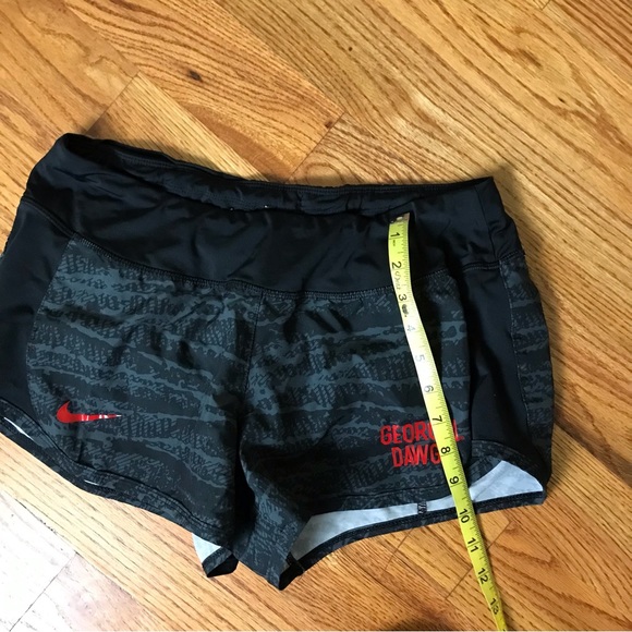 Georgia Nike Shorts - Picture 2 of 6